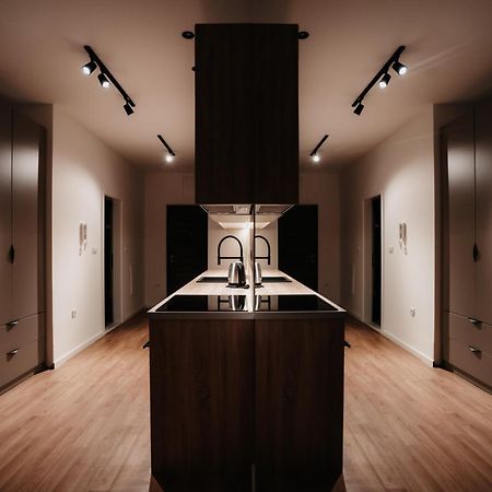 Toro Hospitality Apartment Мостар Екстериор снимка