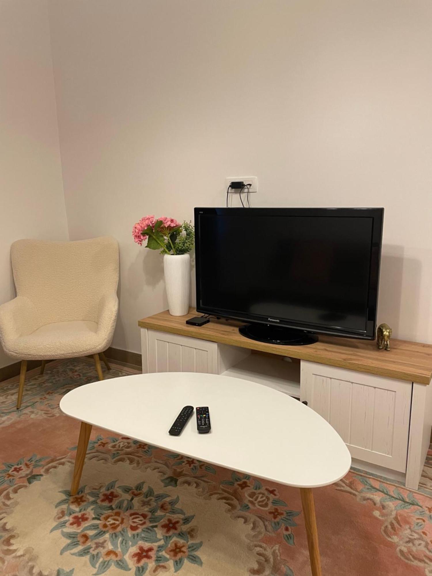 Toro Hospitality Apartment Мостар Екстериор снимка