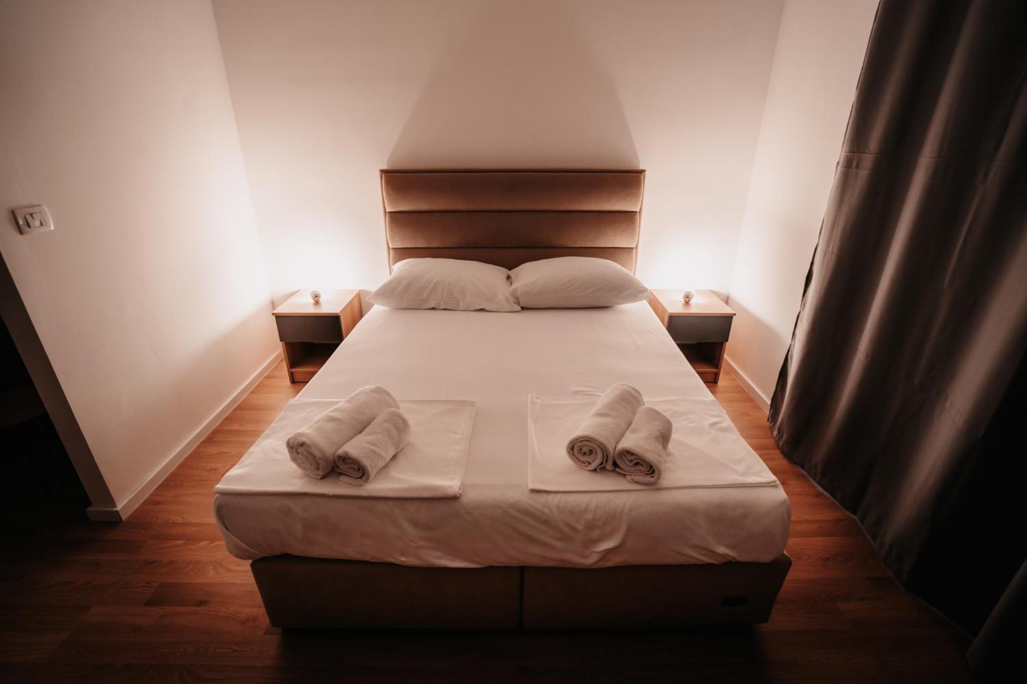 Toro Hospitality Apartment Мостар Екстериор снимка