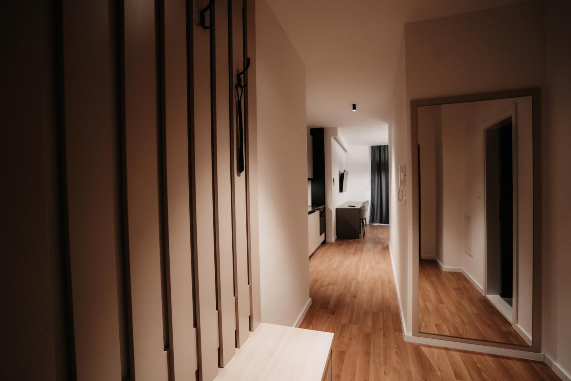 Toro Hospitality Apartment Мостар Екстериор снимка