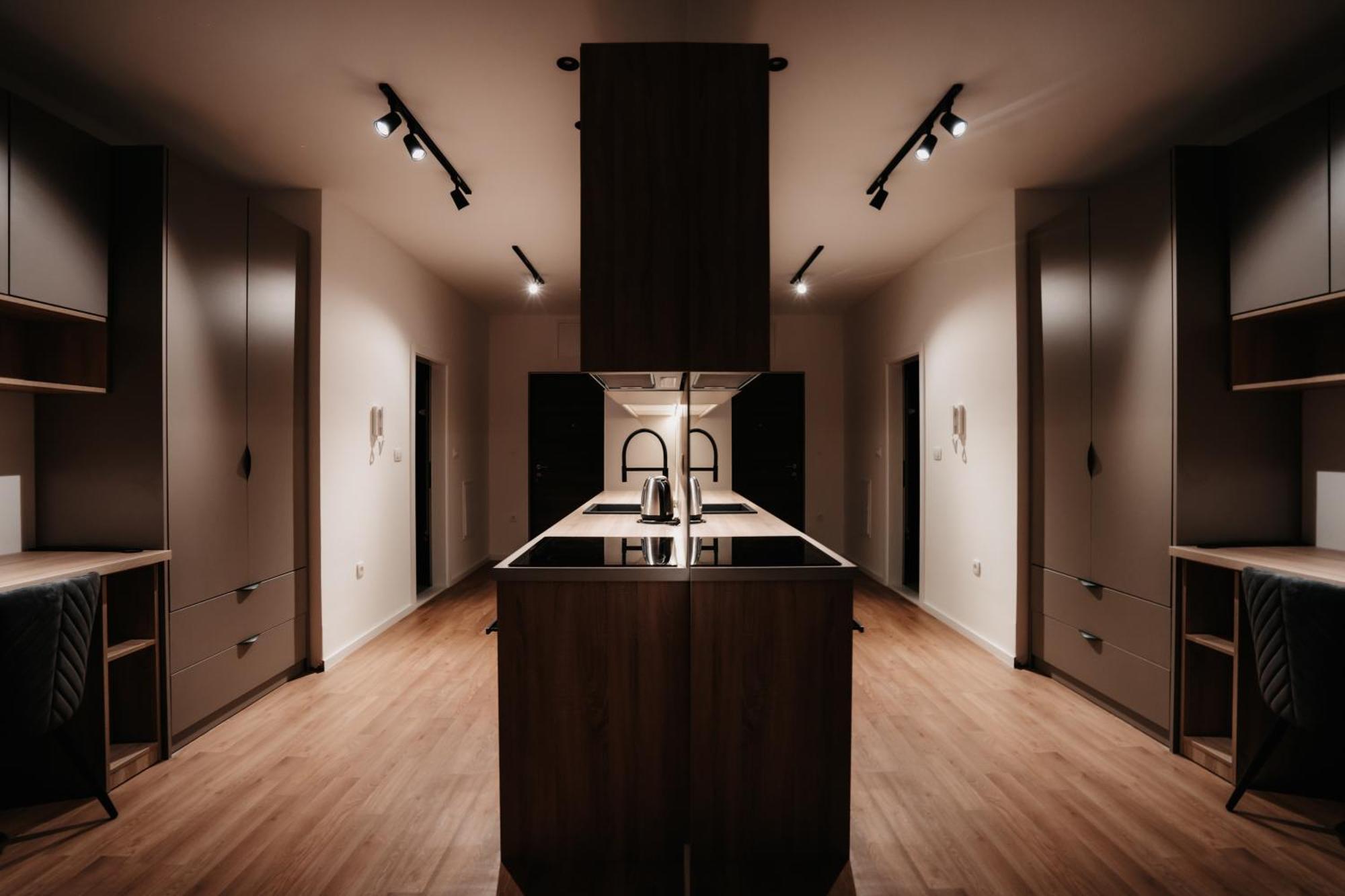 Toro Hospitality Apartment Мостар Екстериор снимка
