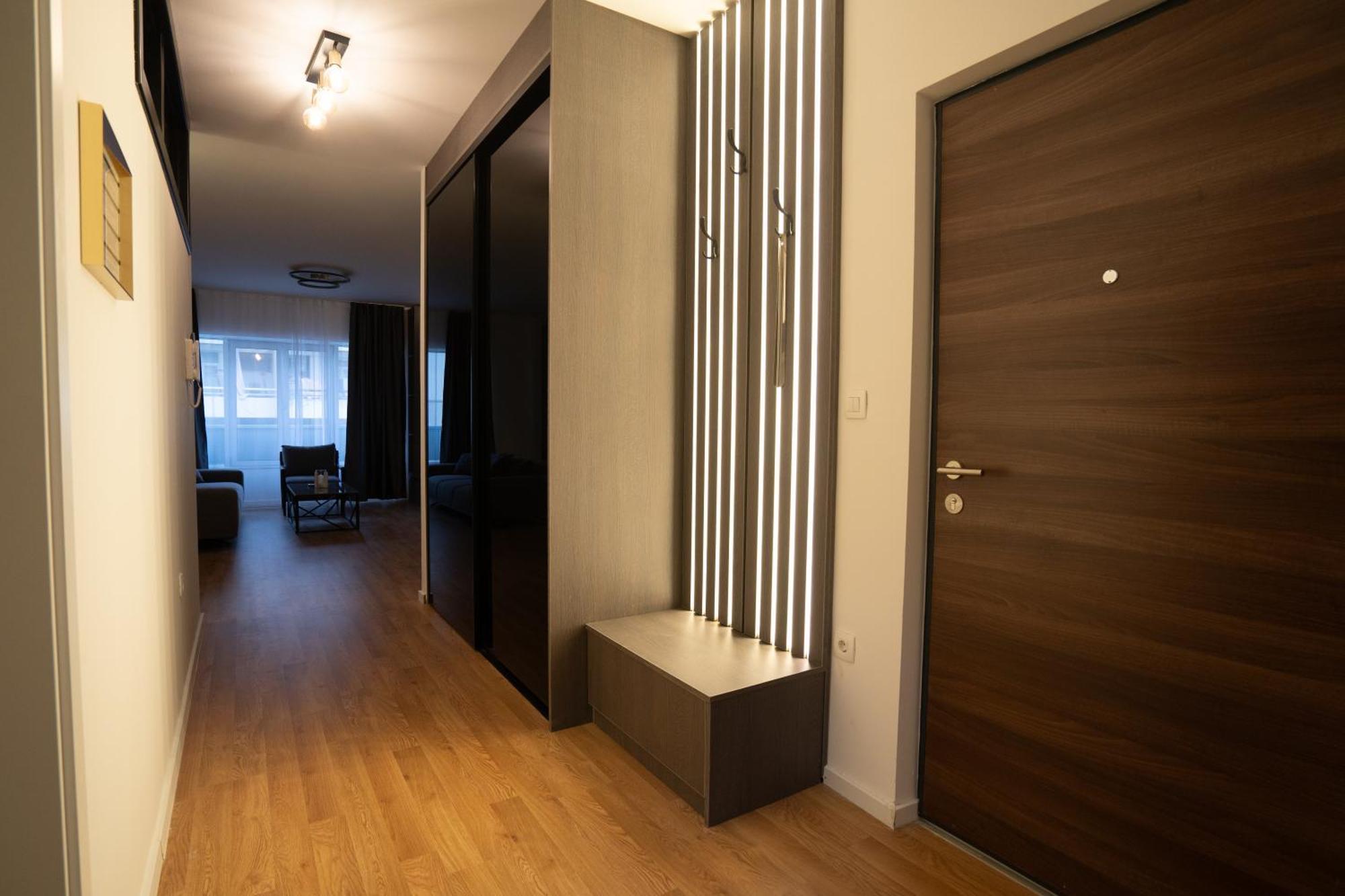 Toro Hospitality Apartment Мостар Екстериор снимка